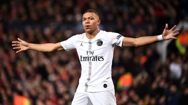 NBA：勇士主场狂胜灰熊 库里轰下45分