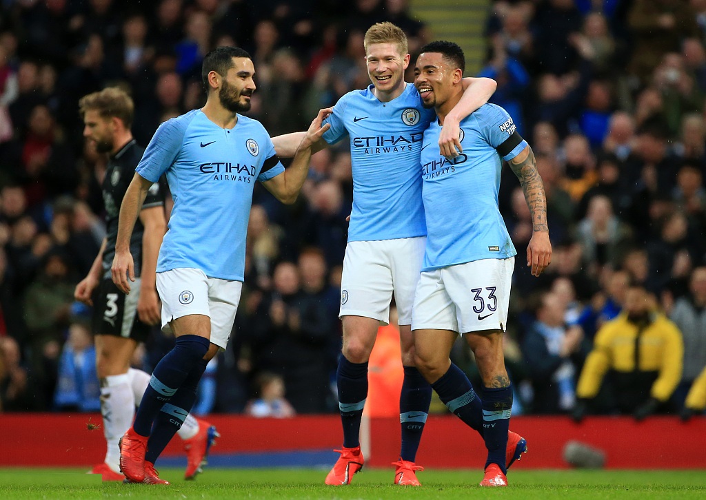 曼城官方：奥赖利新赛季将改穿33号球衣