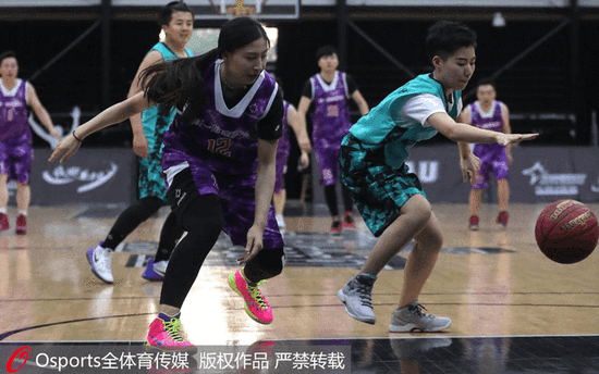 102-105！这就是波斯特和格林的区别，勇士第一防守球员已有答案
