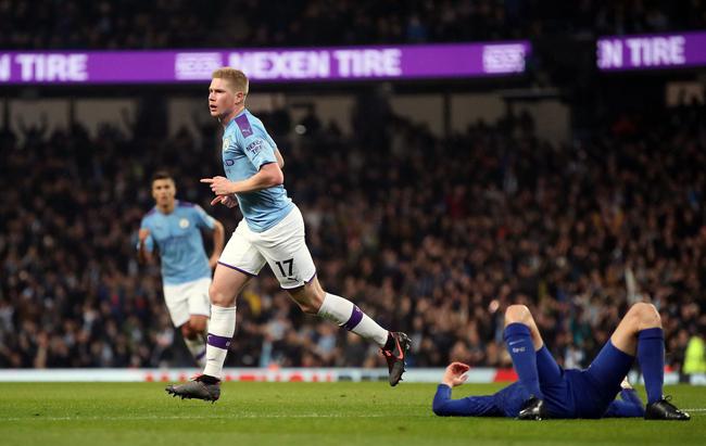 海港vs柔佛半场数据：射门3-12遭碾压，解围数14-5