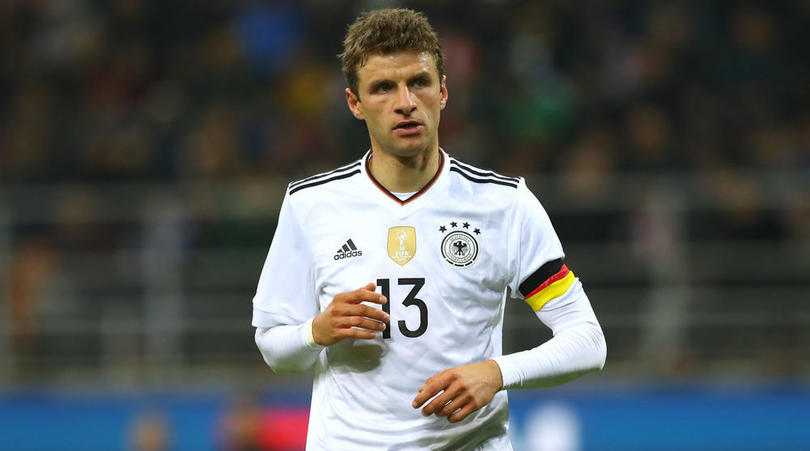 B费获评9.3分+加冕MVP：无敌双响炮+大师级挑传助攻，太丝滑了